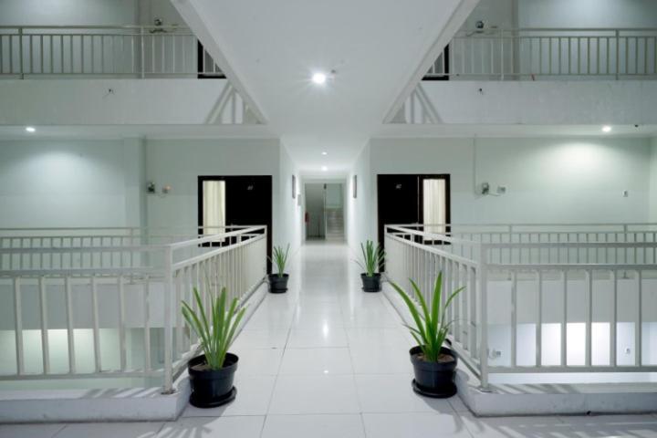 D'Paragon Bukit Sari Semarang Exteriör bild